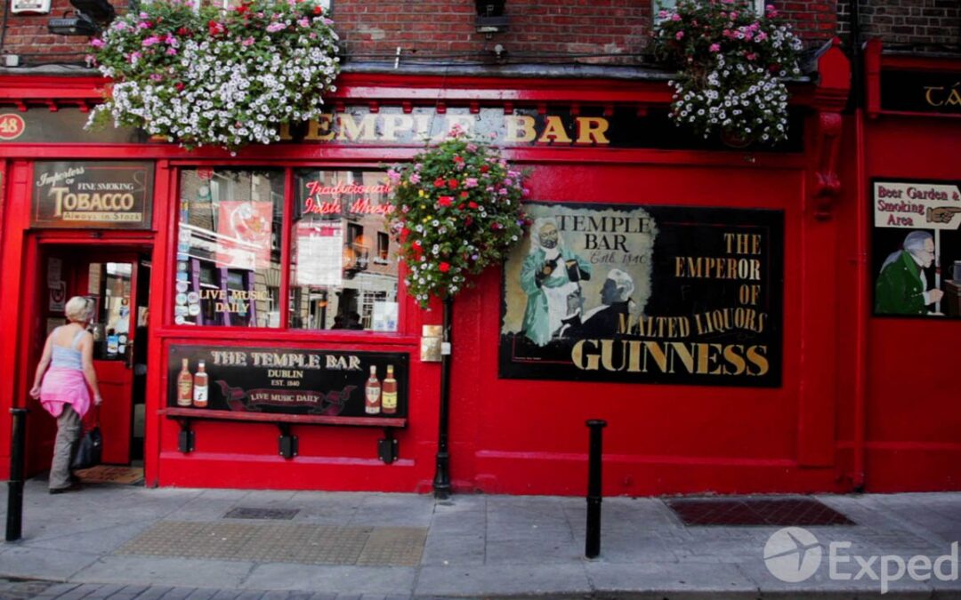 Temple Bar Vacation Travel Guide | Expedia